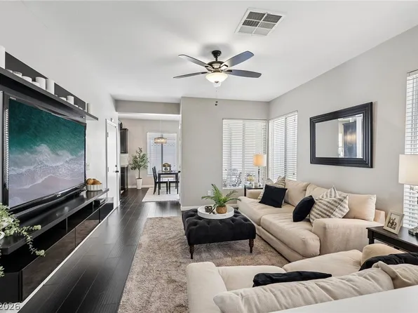 8188 Golden Flowers St, Las Vegas, NV 89139