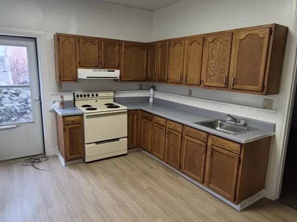 509 S Centre St #2, Pottsville, PA 17901