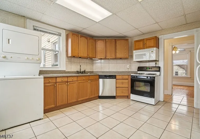 44 Elm St #2 — Photo 13