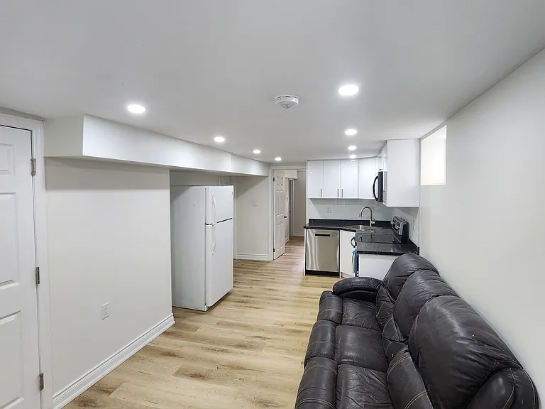 2361 Barclay Rd #BASEMNET — Photo 2