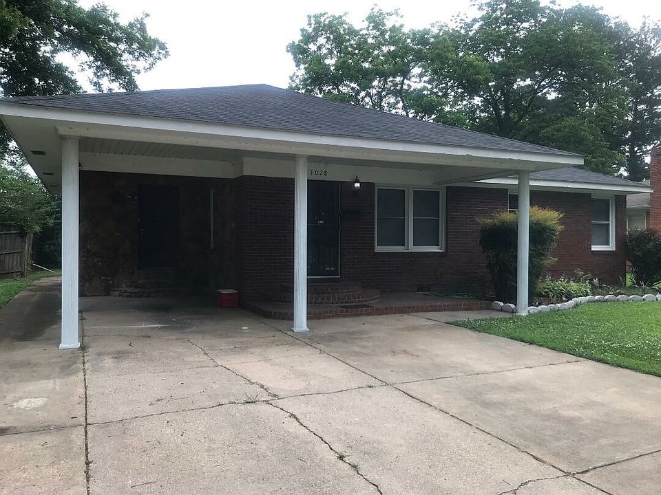 1st image of 1028 Illinois St