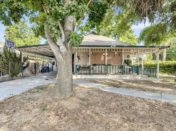 2214 Orange Ave, Selma, CA 93662
