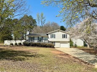 55 Clingstone Cir, Newnan, GA 30265