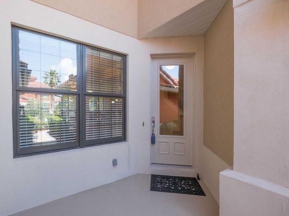 3rd image of 13516 Isla Vista Dr