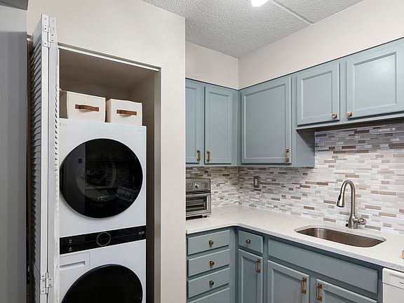 5th image of 106 W 117th St #2ES