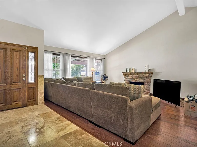 15442 Eiffel Cir — Photo 5