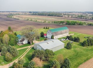 8999 Centerville Rd, Capron, IL 61012