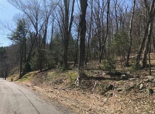 23 Edwards Rd, Bethany, CT 06524