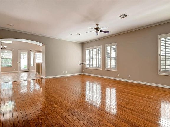 4th image of 9720 Royal Lamb Dr