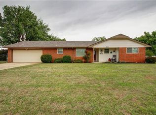 300 SW 25th St, El Reno, OK 73036