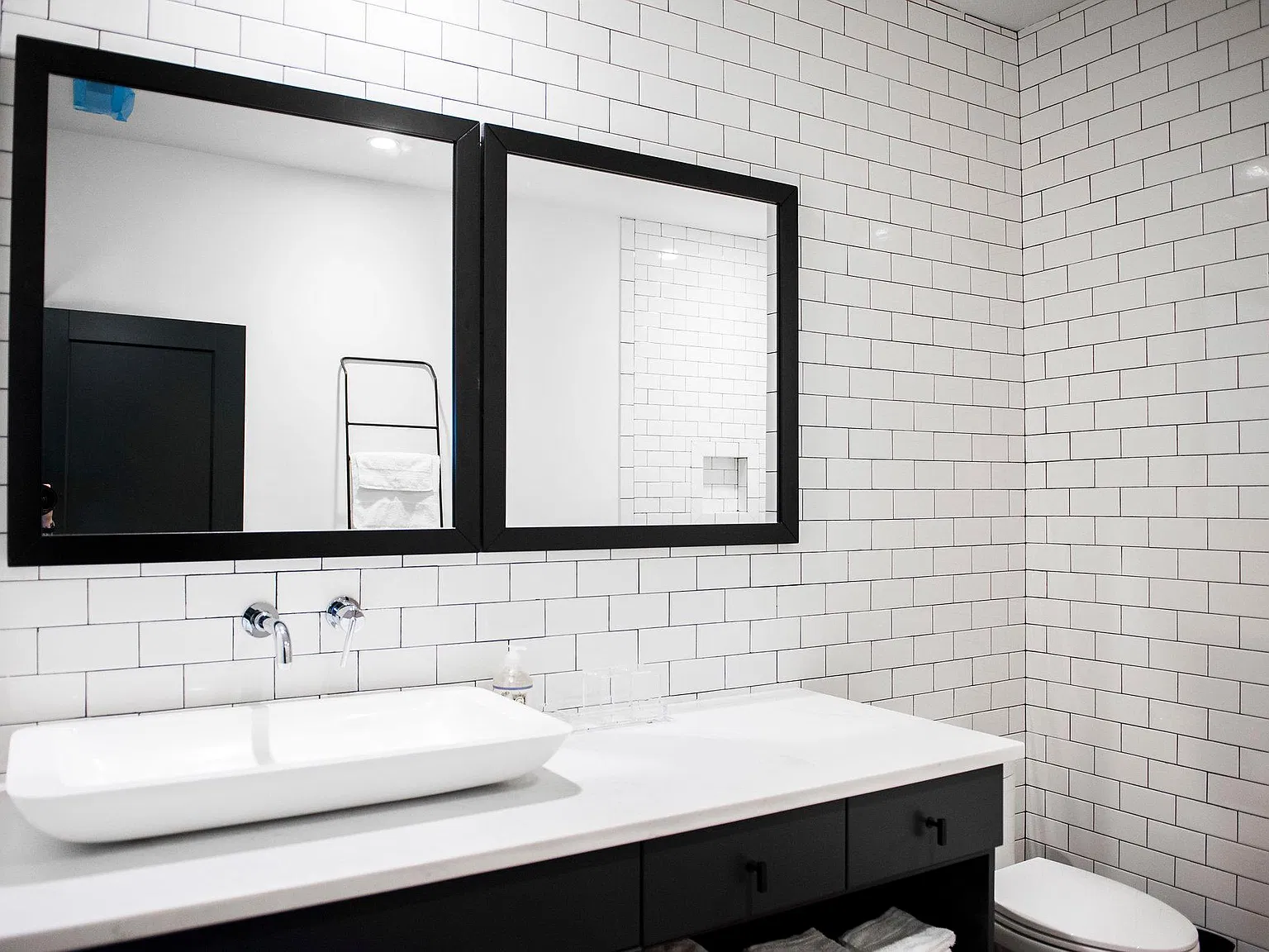 2 bed, 1000 sqft, $3,000 — Photo 2