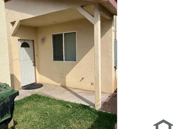 1422 W 98th St #2, Los Angeles, CA 90047