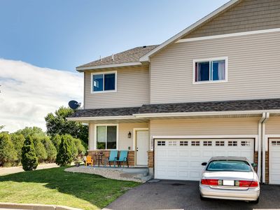 1285 County Road D Cir E #B, Maplewood, MN, 55109