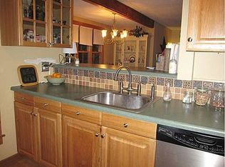 4 Farm Dr, Farmington, CT 06032