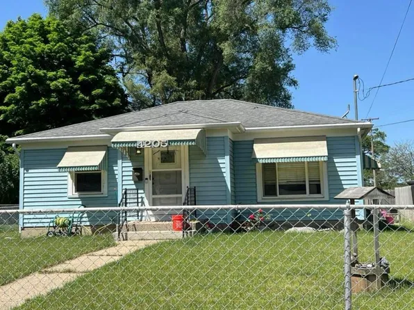4205 Colby Ave SW, Wyoming, MI 49509