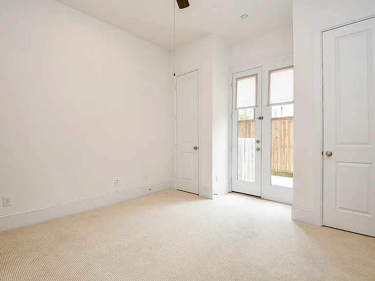 818 Yale St #A — Photo 7
