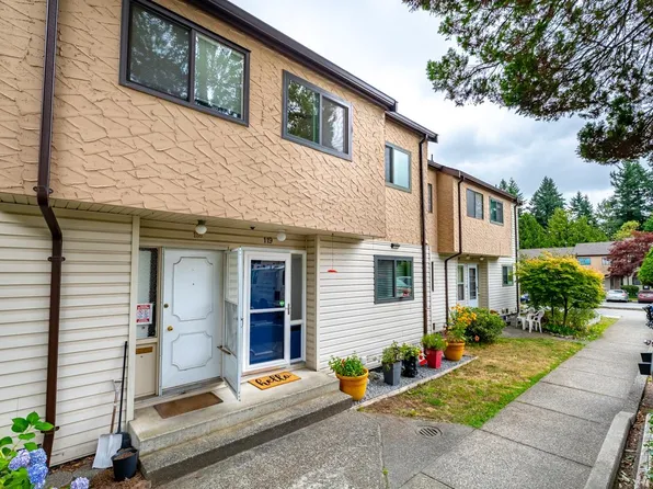 511 Gatensbury St #119, Coquitlam, BC V3J 5E7