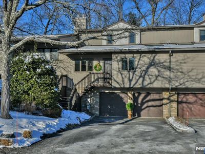 8 Peach Hill Ct, Ramsey, NJ, 07446