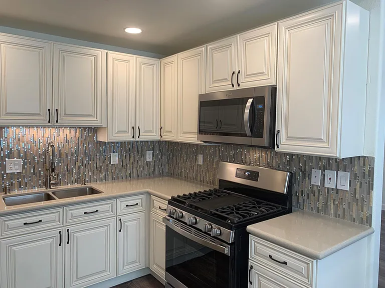 424 Pine Haven St — Photo 1