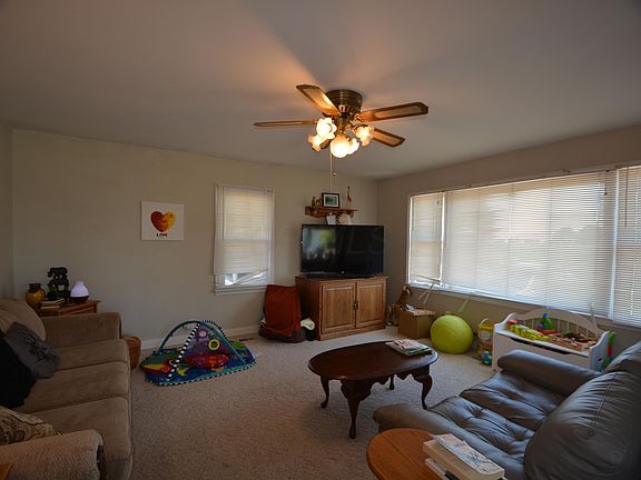 3rd image of 7576 Woods West Rd