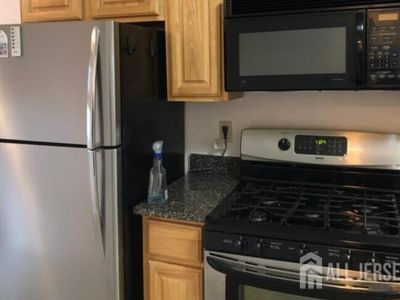 1 Lake Ave APT 4B, East Brunswick, NJ, 08816