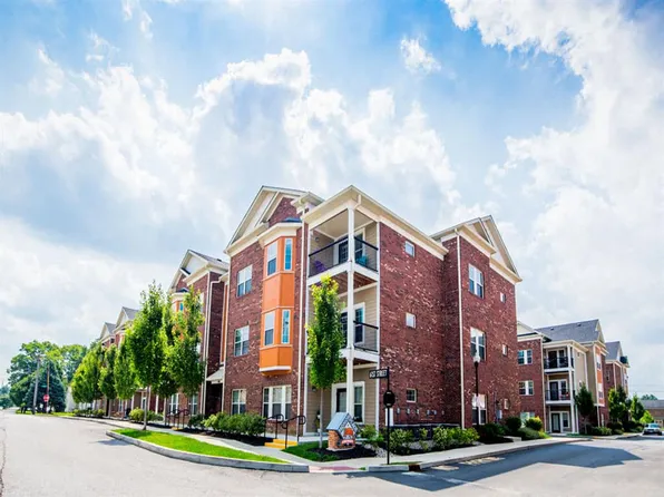 Monon Living