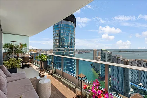 200 Biscayne Boulevard Way Photo 1