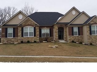 125 Woodspur Dr, Wentzville, MO 63385