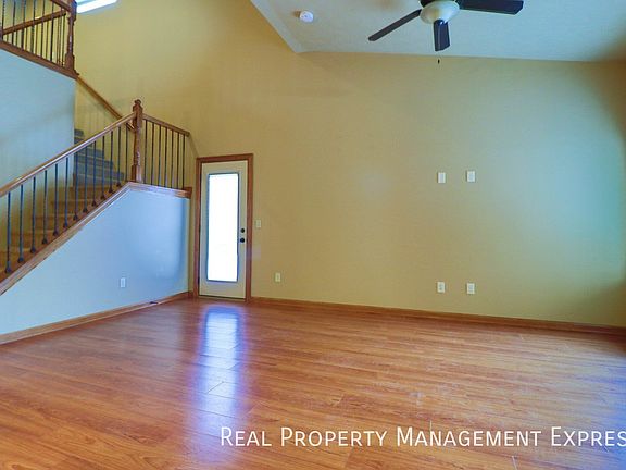 3rd image of 4319 W Shipton St