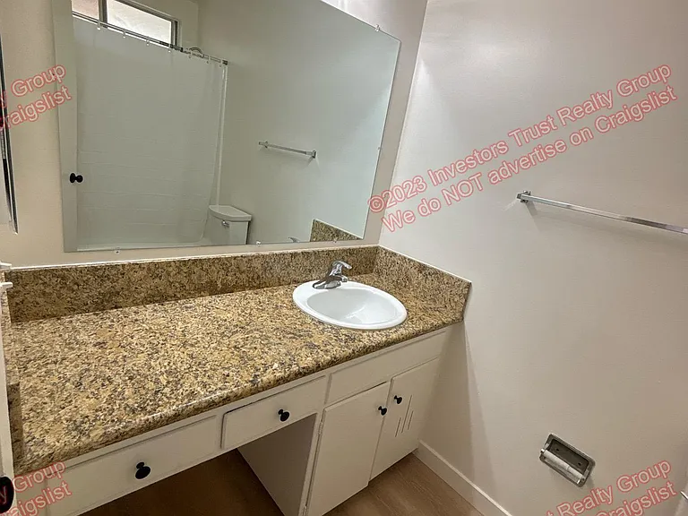 504 S Barranca Ave #6 — Photo 14