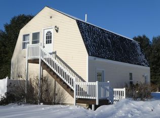 8 Christopher Rd, Gorham, ME 04038
