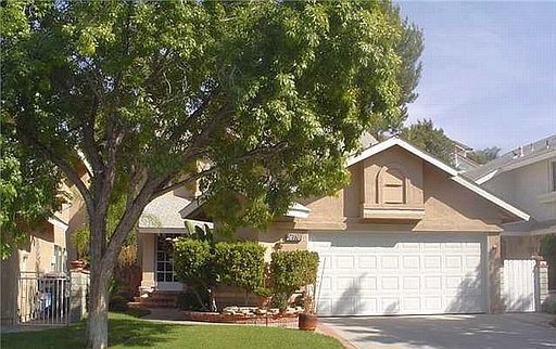 1st image of 28370 Evergreen Ln