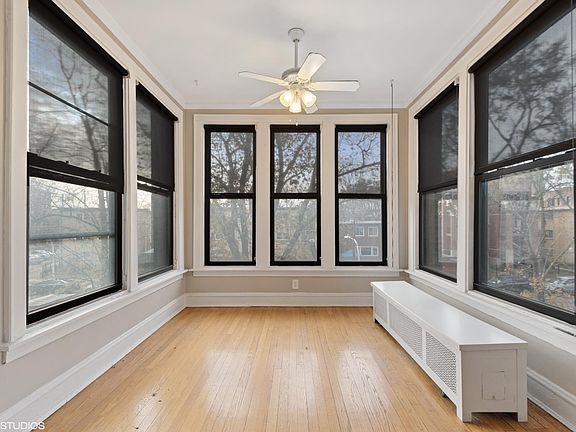 2nd image of 1322 W Sherwin Ave #2E