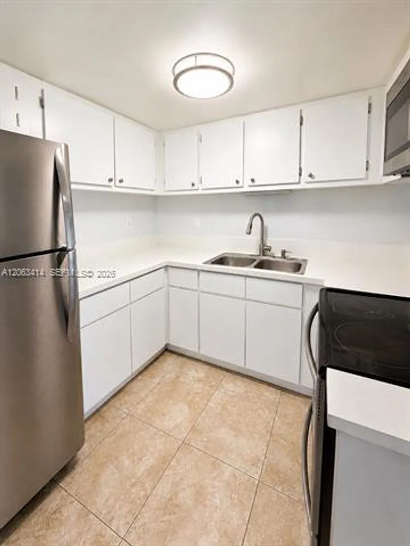 5780 SW 61st St cu-5782, Miami, FL 33143 — Photo 1