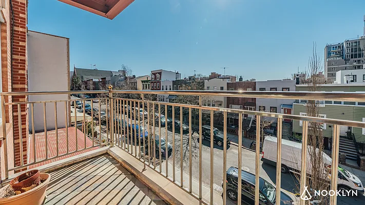 Rented by Nooklyn NYC LLC | media 17