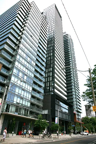 28 Wellesley St E #306 Photo 1