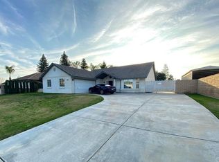 6301 Phyllis St, Bakersfield, CA 93313