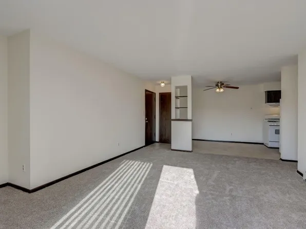 10460 W Fond Du Lac Ave #1, Milwaukee, WI 53224