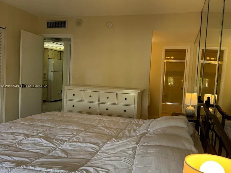 11111 Biscayne Blvd #2H — Photo 18