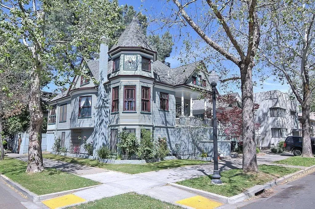 2501 N St photo 1