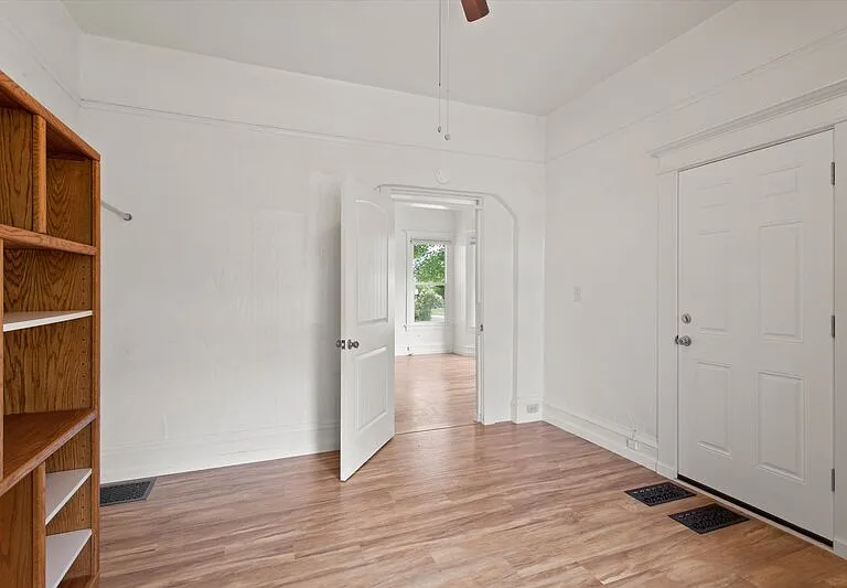 902 W Mansfield Ave #3 — Photo 28