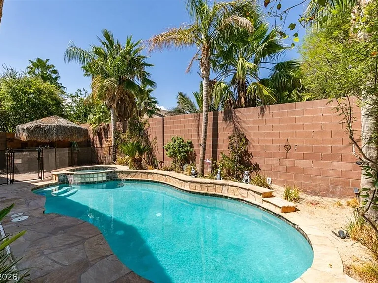 10002 Long Barrow Ct — Photo 42