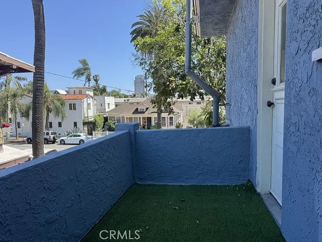 321 W 6th St — Photo 13