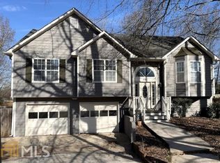 496 Whaleys Lake Dr, Jonesboro, GA 30238