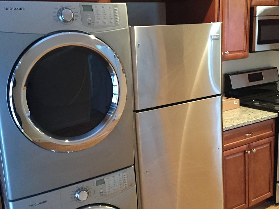 2nd image of 11 Leverett St #1E