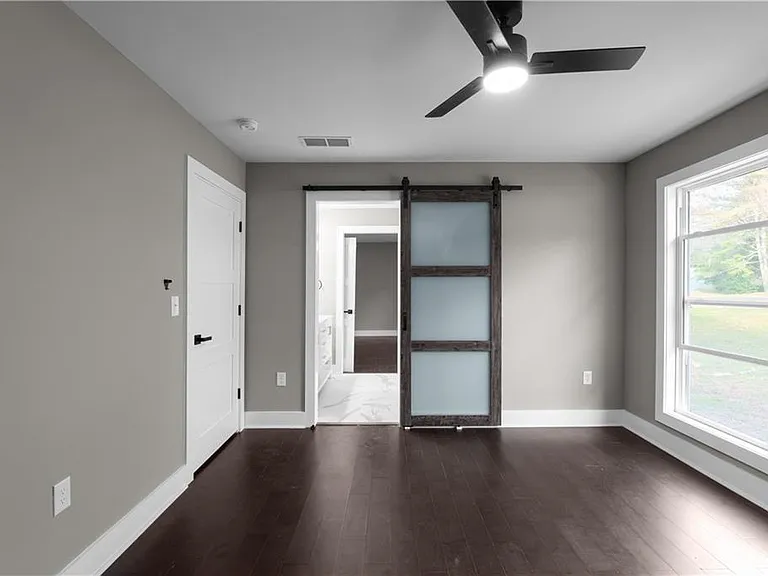 7530 Spalding Ln — Photo 24