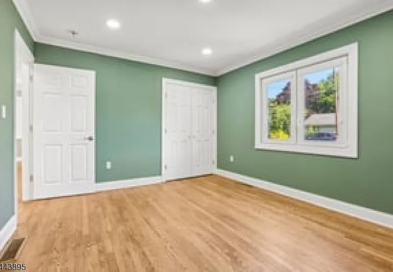 50 Lincoln Pl — Photo 22