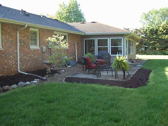 4th image of 3612 Meadowview Dr