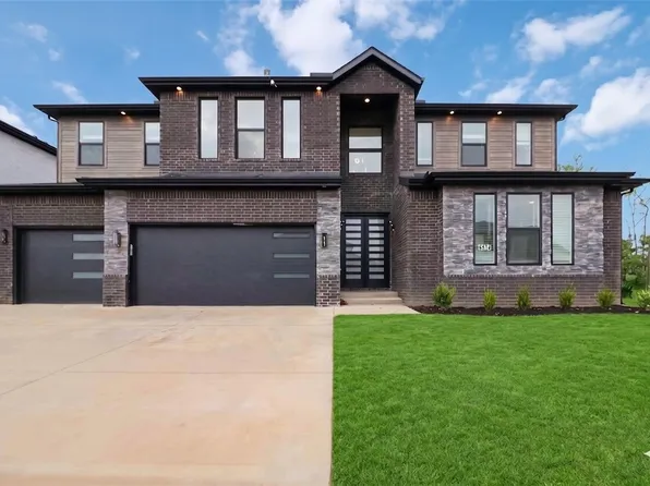4414 S 88th St, Bentonville, AR 72713
