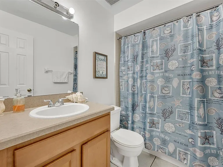 832 Valnera Ct — Photo 17